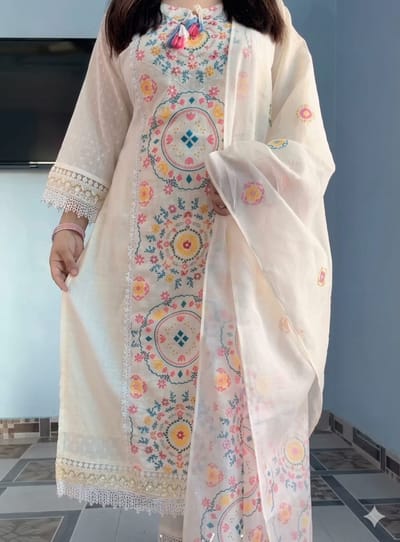 🌸✨ Eid Special Embroidery Three Piece ✨🌸_img_1